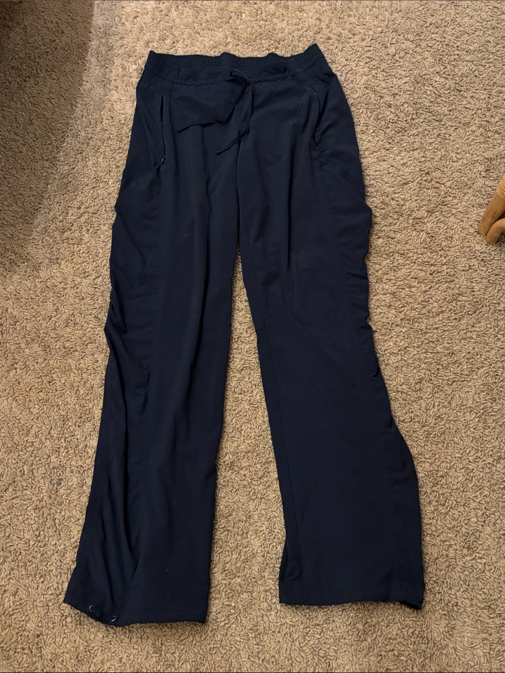 EUC Woman’s size 2 Athleta Navy Wide-Leg Drawstring Pants flawless like new